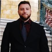 Profesor de Lenguaje para estudiantes de educación media, tanto si necesita subir notas o preparar la PAES